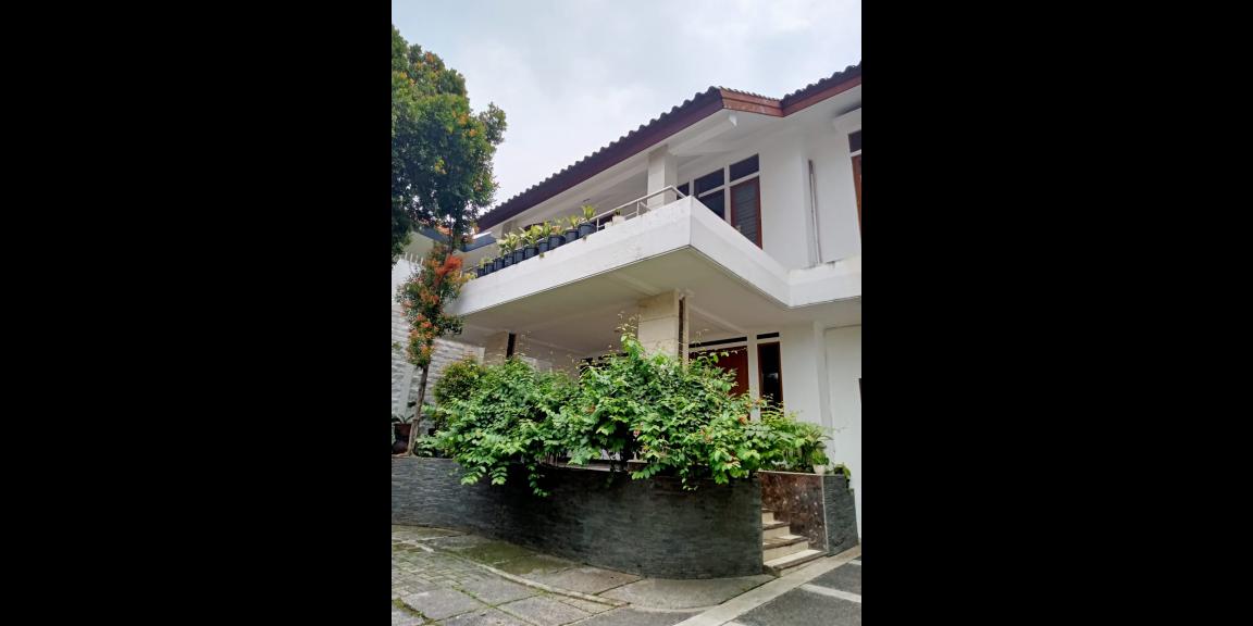 rumah 2 lantai depan jalan raya cipete jaksel rumah 2 lantai depan jalan raya cipete jaksel