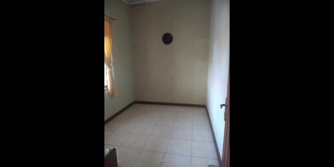 Jual Rumah dengan Akses Mudah ke Sekolah dan Pusat Perbelanjaan! Jual Rumah dengan Akses Mudah ke Sekolah dan Pusat Perbelanjaan!