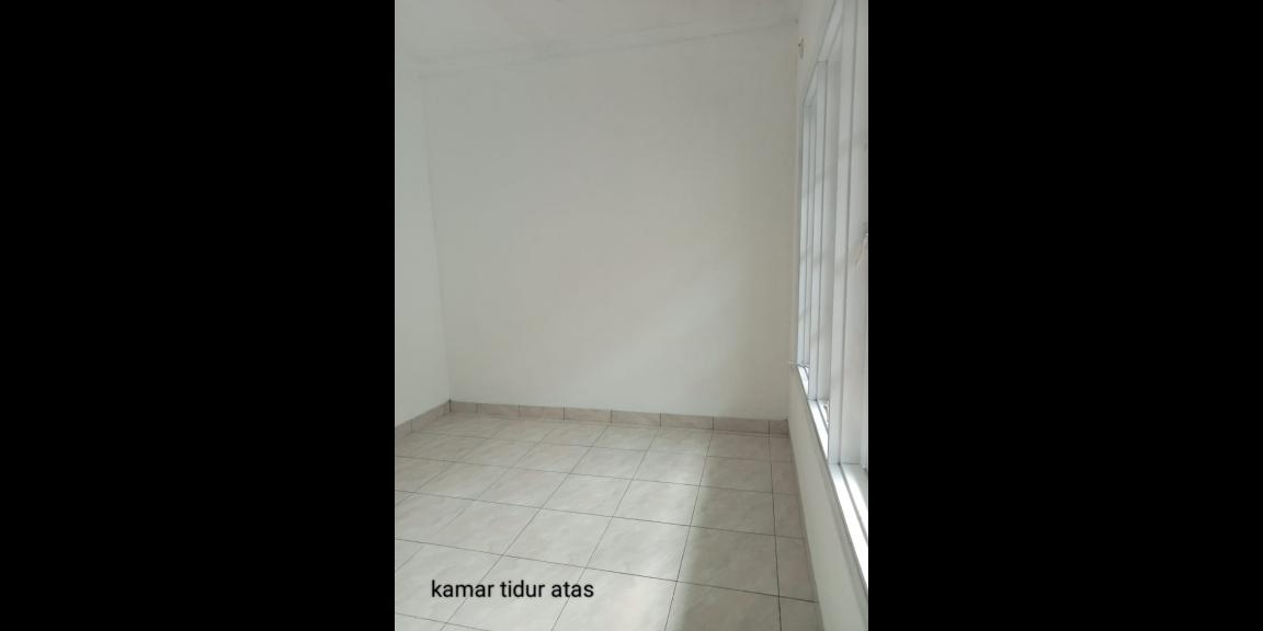 Rumah mewah dalam komplek Rafless Hill Cibubur Rumah mewah dalam komplek Rafless Hill Cibubur