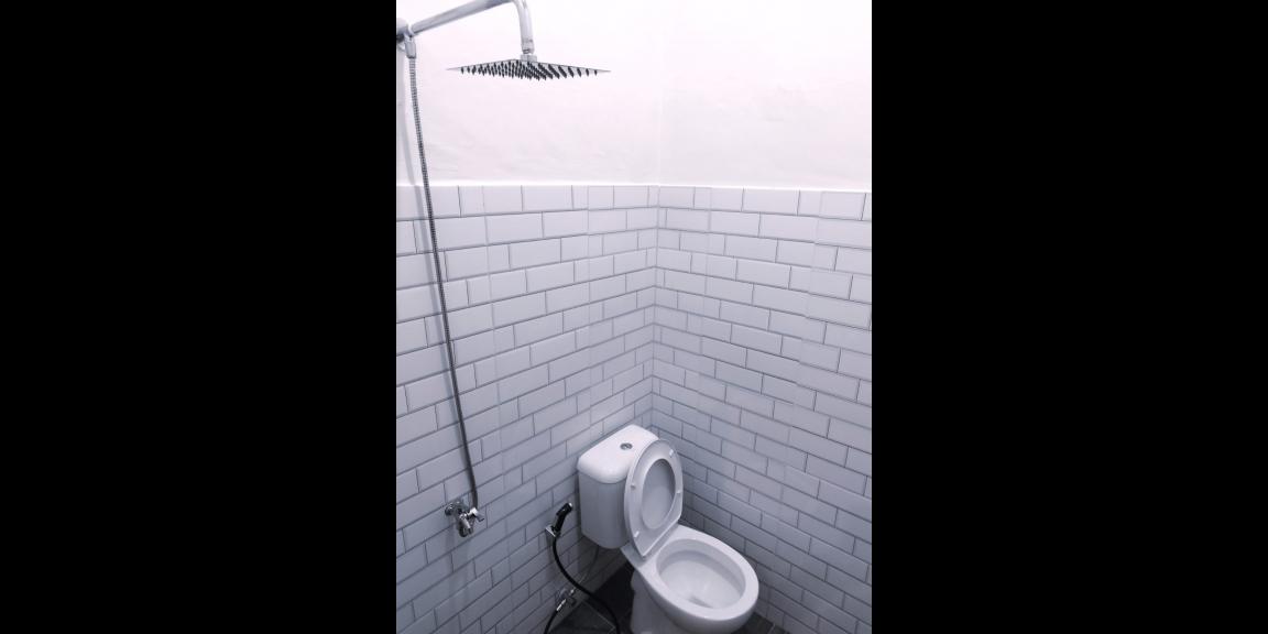 Rumah Bagus Dan Baru Dalam Perumahan di Kalimulya Depok Rumah Bagus Dan Baru Dalam Perumahan di Kalimulya Depok