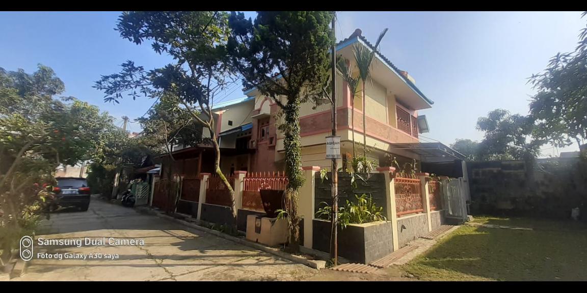 Dijual rumah 2lantai di Soekarno Hatta Bandung Dijual rumah 2lantai di Soekarno Hatta Bandung