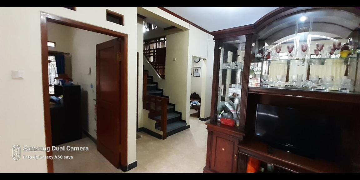 Dijual rumah 2lantai di Soekarno Hatta Bandung Dijual rumah 2lantai di Soekarno Hatta Bandung