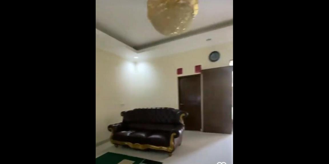 Rumah Luas Arcamanik permata elok cisaranten Rumah Luas Arcamanik permata elok cisaranten