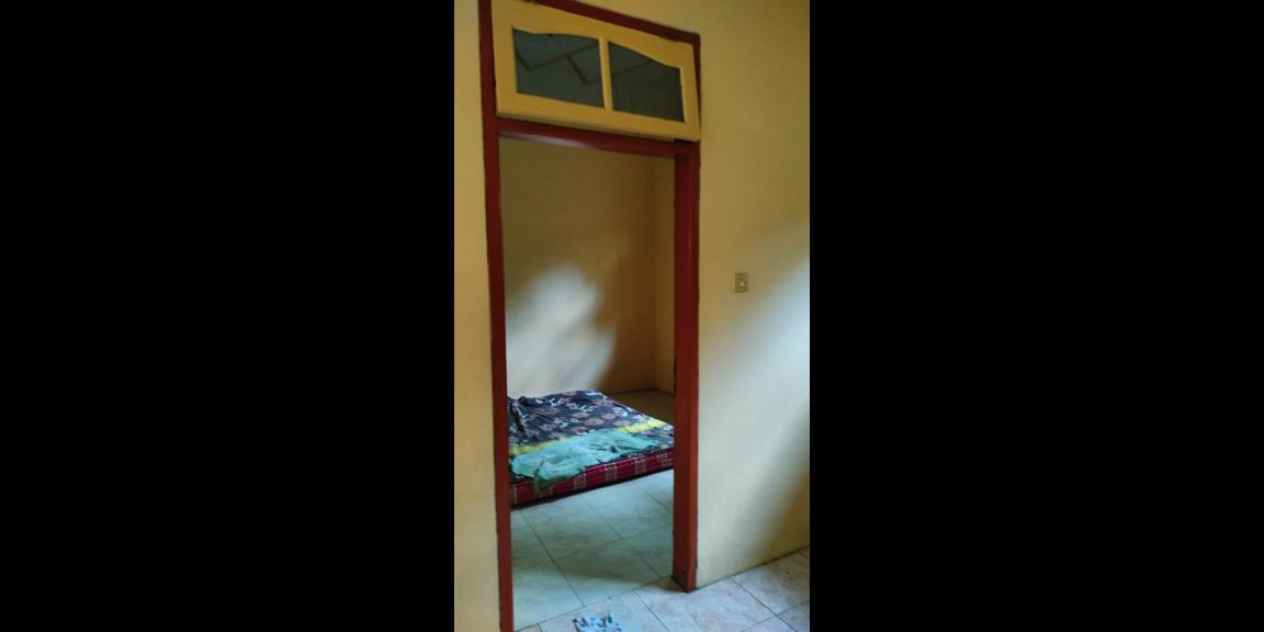 DIJUAL CEPAT, BUTUH UANG BANGET. TANAH, RUMAH, DAN GUDANG DI PUSAT KOTA JEMBER. NEGO!! DIJUAL CEPAT, BUTUH UANG BANGET. TANAH, RUMAH, DAN GUDANG DI PUSAT KOTA JEMBER. NEGO!!