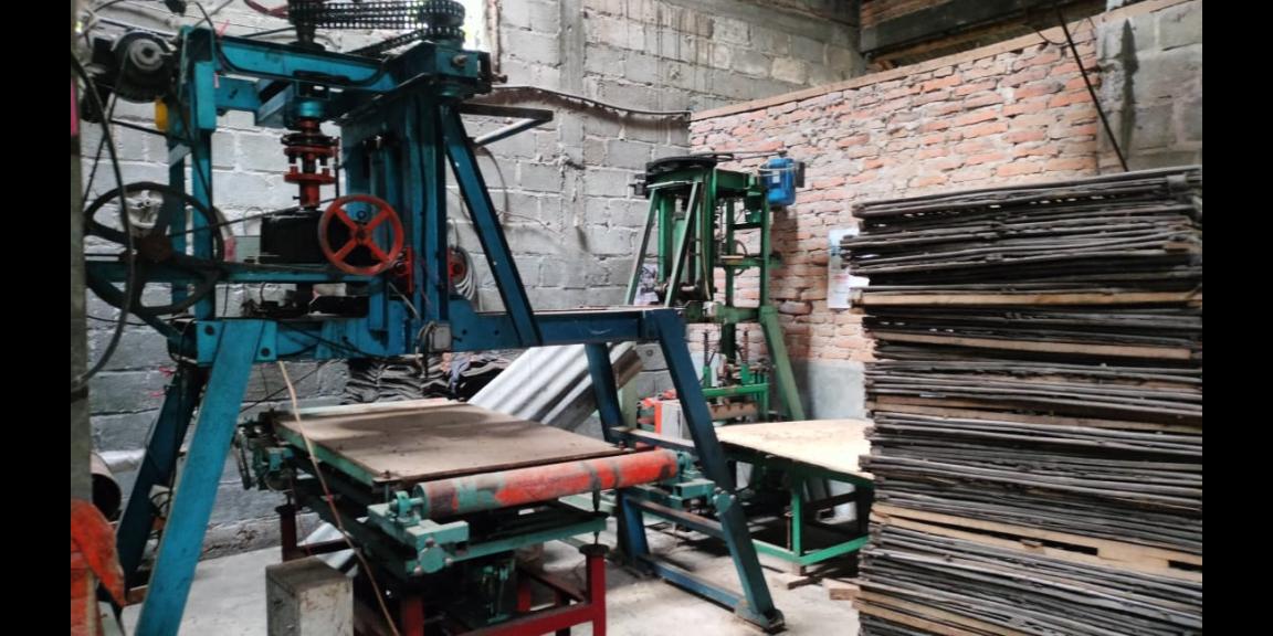 DIJUAL CEPAT, BUTUH UANG BANGET. TANAH, RUMAH, DAN GUDANG DI PUSAT KOTA JEMBER. NEGO!! DIJUAL CEPAT, BUTUH UANG BANGET. TANAH, RUMAH, DAN GUDANG DI PUSAT KOTA JEMBER. NEGO!!