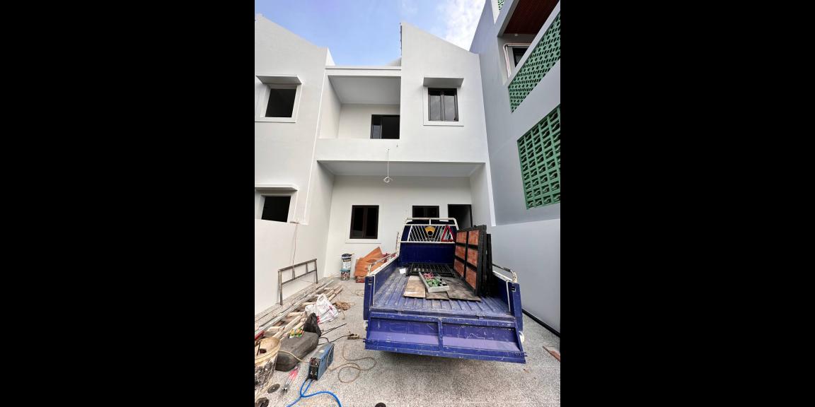 Rumah baru 2lantai Kalisari Pasar Rebo Jakarta Timur Rumah baru 2lantai Kalisari Pasar Rebo Jakarta Timur