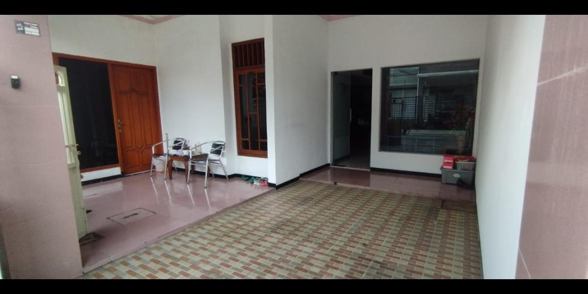 Rumah dijual di pondok tjandra indah waru sidoarjo Rumah dijual di pondok tjandra indah waru sidoarjo