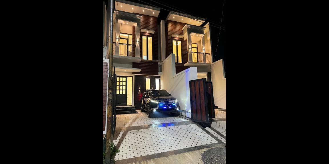 Rumah Baru Minimalis Modern di Komplek Ketintang Madya Surabaya Selatan Rumah Baru Minimalis Modern di Komplek Ketintang Madya Surabaya Selatan