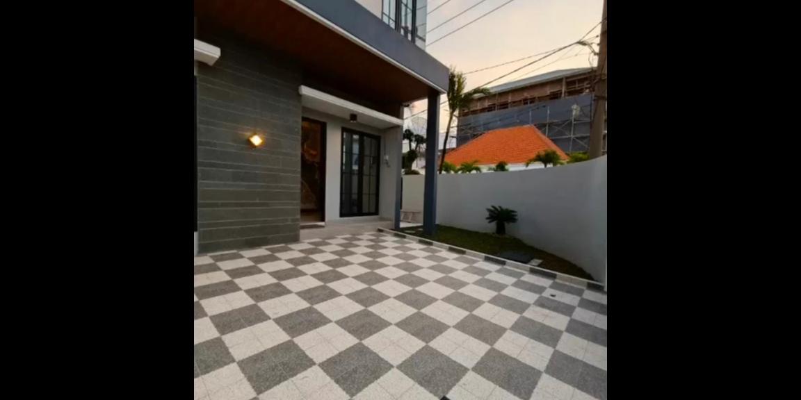 Dijual Rumah Mewah Baru Gress Scandinavian Style Lokasi Sutorejo Prima Selatan Surabaya Dijual Rumah Mewah Baru Gress Scandinavian Style Lokasi Sutorejo Prima Selatan Surabaya