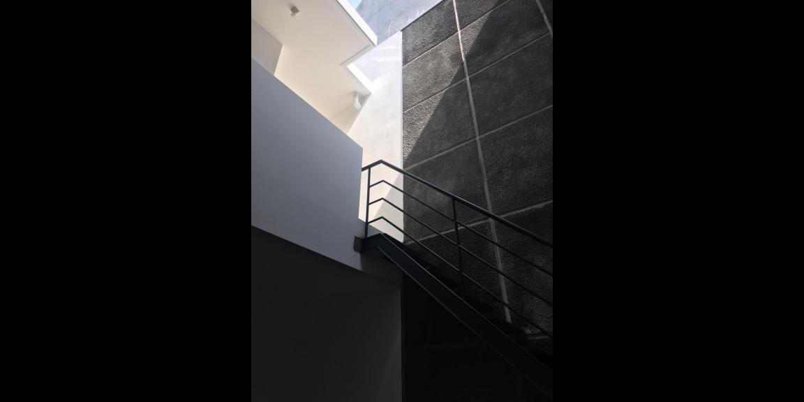 Rumah Minimalis Modern Siap Huni Lokasi Gayungsari Barat Surabaya Rumah Minimalis Modern Siap Huni Lokasi Gayungsari Barat Surabaya