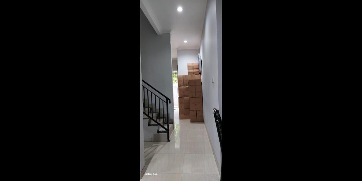 Hadir Rumah di kawasan strategis Griya Serpong Asri, Cisauk, Tangerang. Dibangun di atas area tanah 72m² dan area bangunan 110m² Hadir Rumah di kawasan strategis Griya Serpong Asri, Cisauk, Tangerang. Dibangun di atas area tanah 72m² dan area bangunan 110m²