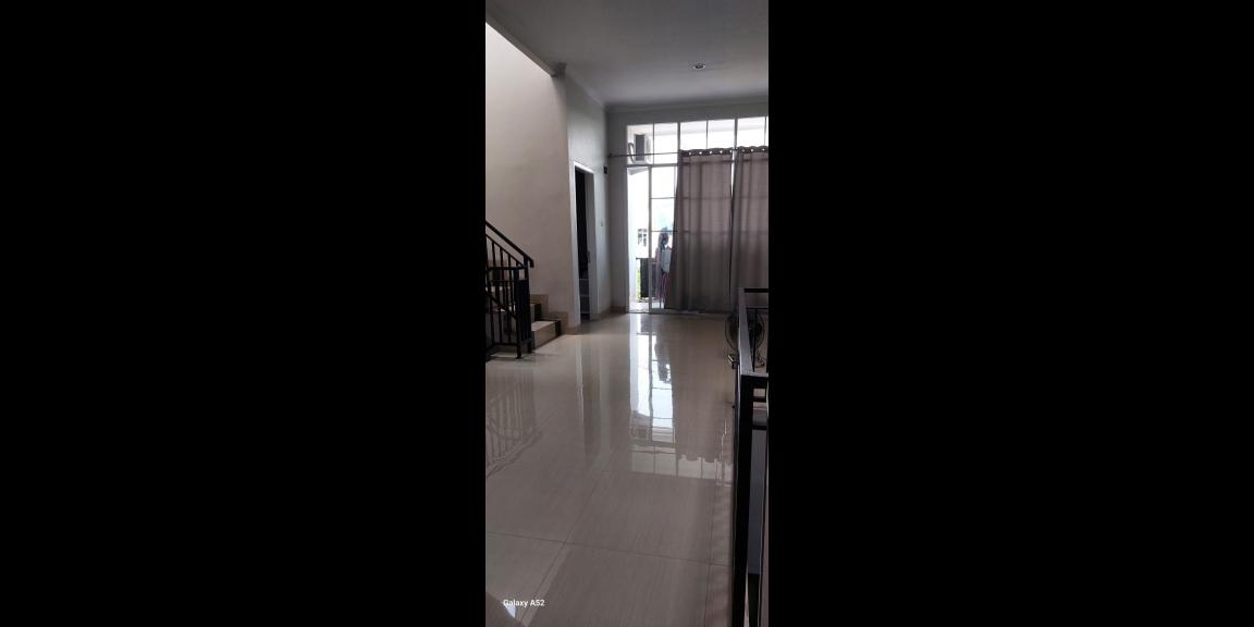 Hadir Rumah di kawasan strategis Griya Serpong Asri, Cisauk, Tangerang. Dibangun di atas area tanah 72m² dan area bangunan 110m² Hadir Rumah di kawasan strategis Griya Serpong Asri, Cisauk, Tangerang. Dibangun di atas area tanah 72m² dan area bangunan 110m²