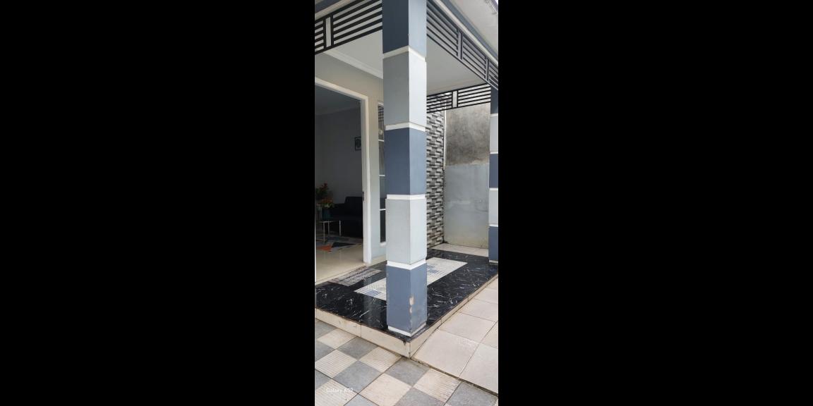 Hadir Rumah di kawasan strategis Griya Serpong Asri, Cisauk, Tangerang. Dibangun di atas area tanah 72m² dan area bangunan 110m² Hadir Rumah di kawasan strategis Griya Serpong Asri, Cisauk, Tangerang. Dibangun di atas area tanah 72m² dan area bangunan 110m²