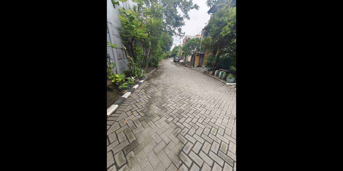 Rumah Siap Huni Lokasi Strategis di Ketintang Surabaya Selatan Rumah Siap Huni Lokasi Strategis di Ketintang Surabaya Selatan