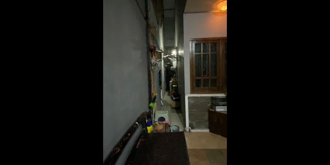 Rumah Siap Huni Lokasi Strategis di Ketintang Surabaya Selatan Rumah Siap Huni Lokasi Strategis di Ketintang Surabaya Selatan