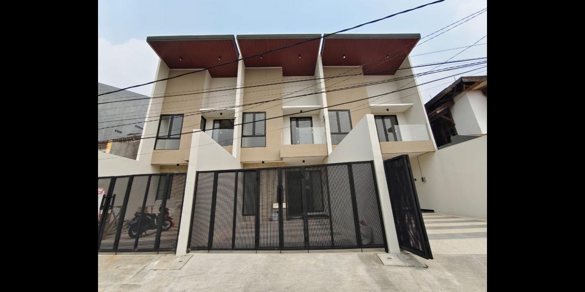 Rumah Baru Minimalis Dekat Raya MERR di Semampir Tengah Surabaya Timur Rumah Baru Minimalis Dekat Raya MERR di Semampir Tengah Surabaya Timur