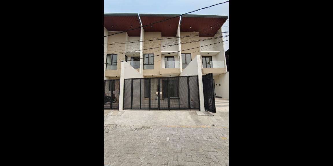 Rumah Baru Minimalis Dekat Raya MERR di Semampir Tengah Surabaya Timur Rumah Baru Minimalis Dekat Raya MERR di Semampir Tengah Surabaya Timur