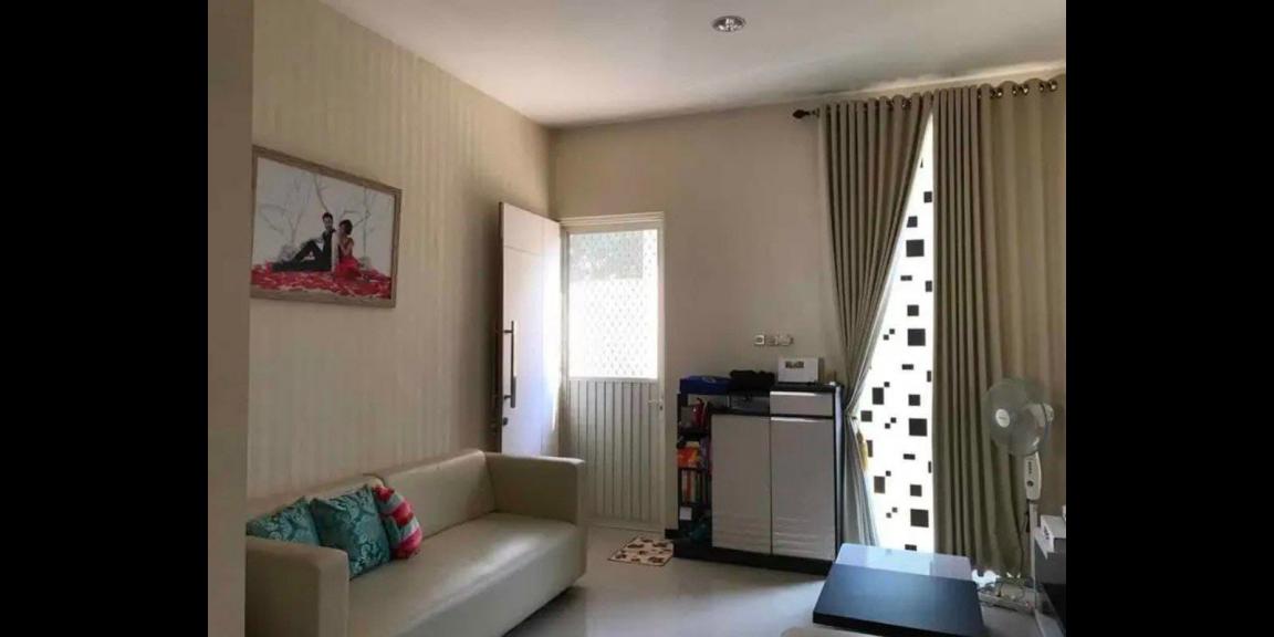 Rumah Minimalis Siap Huni di Perumahan Istana Mentari Sidoarjo Kota Rumah Minimalis Siap Huni di Perumahan Istana Mentari Sidoarjo Kota