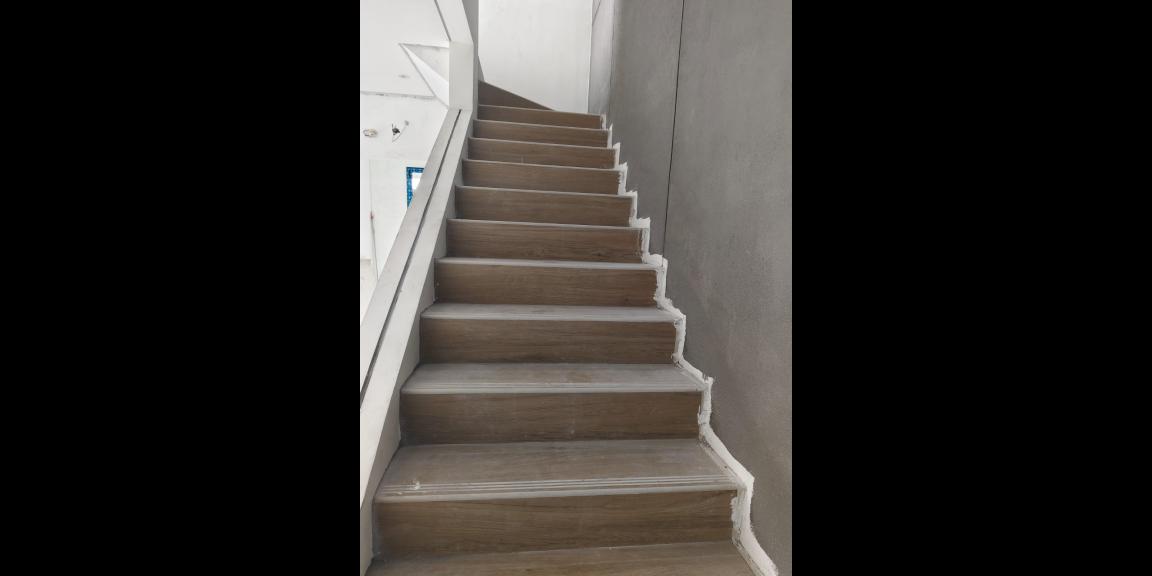 !FREE PAJAK! Rumah Premium Baru Gress Lokasi Kutisari Indah Surabaya !FREE PAJAK! Rumah Premium Baru Gress Lokasi Kutisari Indah Surabaya