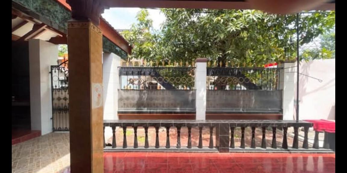 Dijual Rumah HOOK Murah Hitung Tanah Siap Huni Lokasi Strategis di Dukuh Kupang Surabaya Dijual Rumah HOOK Murah Hitung Tanah Siap Huni Lokasi Strategis di Dukuh Kupang Surabaya