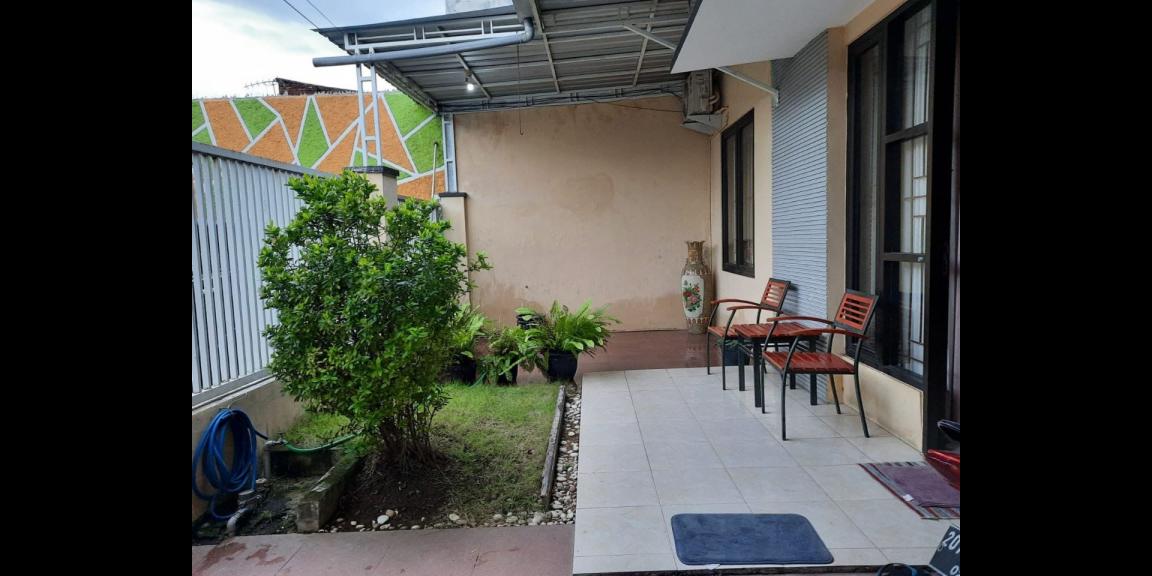 Rumah Full Furnished Siap Huni Lokasi Kutisari Selatan Surabaya Rumah Full Furnished Siap Huni Lokasi Kutisari Selatan Surabaya