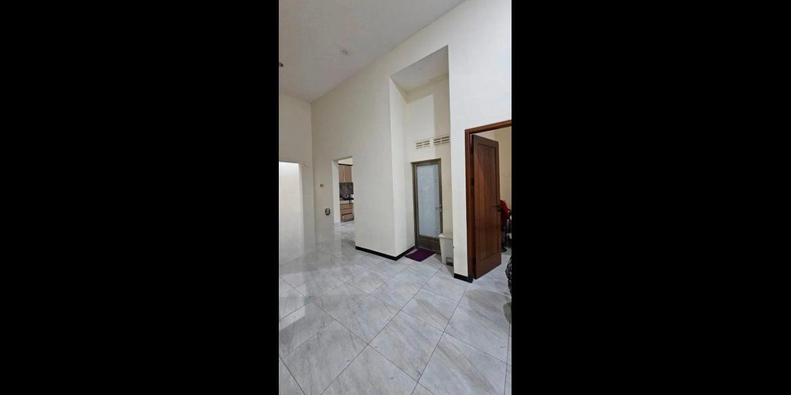 Rumah Murah Baru Renovasi di Perumahan Bluru Permai Sidoarjo Rumah Murah Baru Renovasi di Perumahan Bluru Permai Sidoarjo