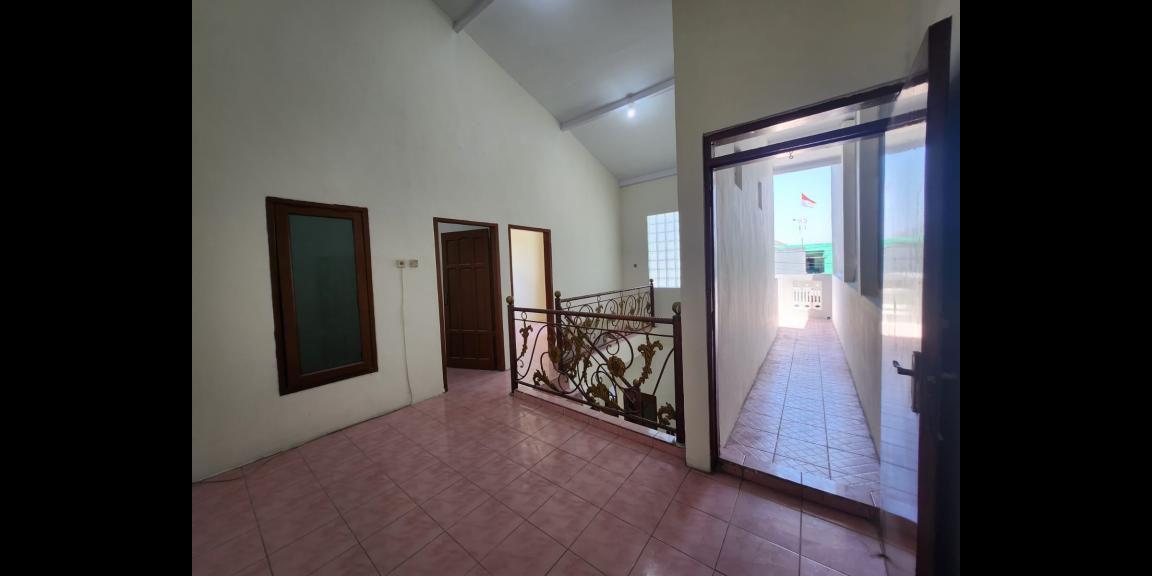 Rumah Murah Baru Renovasi Di Perumahan Deltasari Indah Waru Sidoarjo Rumah Murah Baru Renovasi Di Perumahan Deltasari Indah Waru Sidoarjo