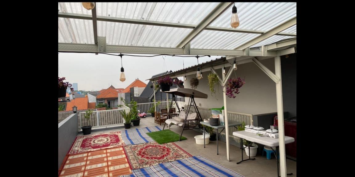 Jual Rumah Minimalis Siap Huni di Jambangan Surabaya Selatan Jual Rumah Minimalis Siap Huni di Jambangan Surabaya Selatan