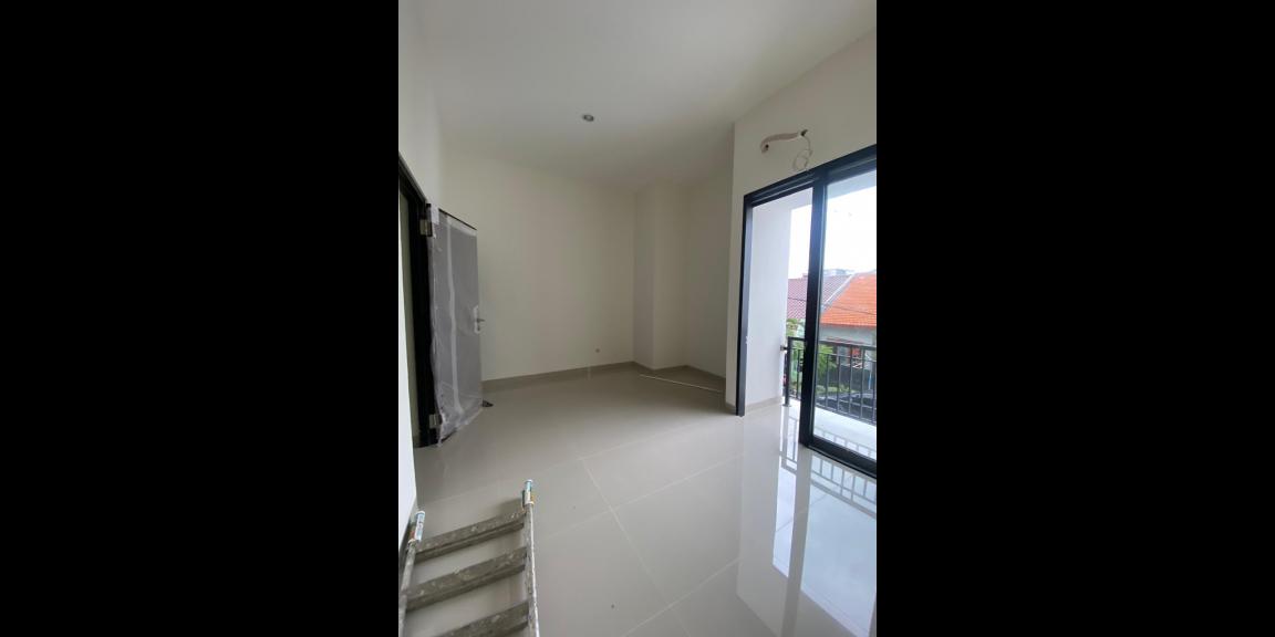 Rumah Baru Minimalis Siap Huni Lokasi Rungkut Asri Surabaya Timur Rumah Baru Minimalis Siap Huni Lokasi Rungkut Asri Surabaya Timur