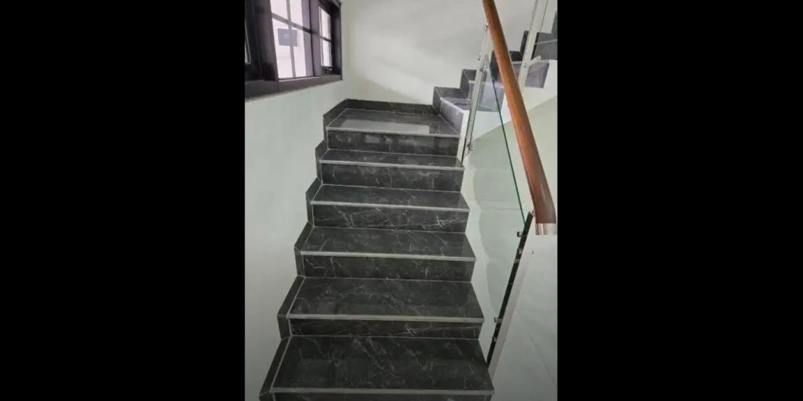 Rumah Minimalis Baru Gress Lokasi Strategis di Babatan Pantai Surabaya Rumah Minimalis Baru Gress Lokasi Strategis di Babatan Pantai Surabaya