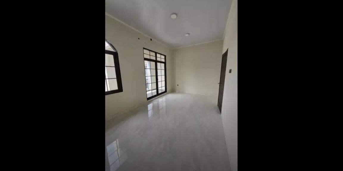 Rumah Minimalis Baru Gress Lokasi Strategis di Babatan Pantai Surabaya Rumah Minimalis Baru Gress Lokasi Strategis di Babatan Pantai Surabaya