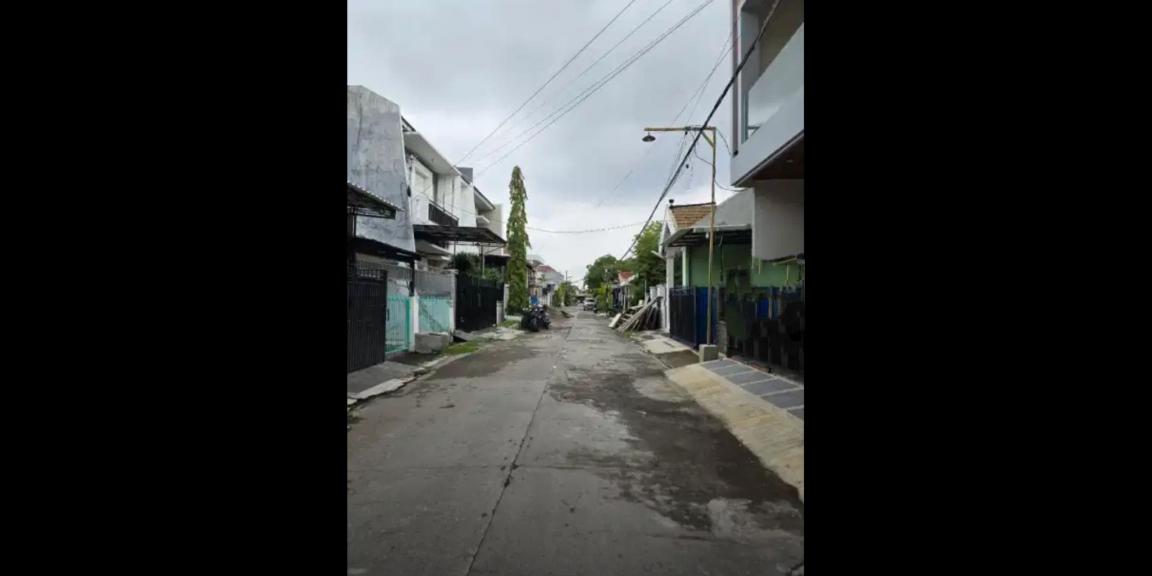 Rumah Minimalis Baru Gress Lokasi Strategis di Babatan Pantai Surabaya Rumah Minimalis Baru Gress Lokasi Strategis di Babatan Pantai Surabaya