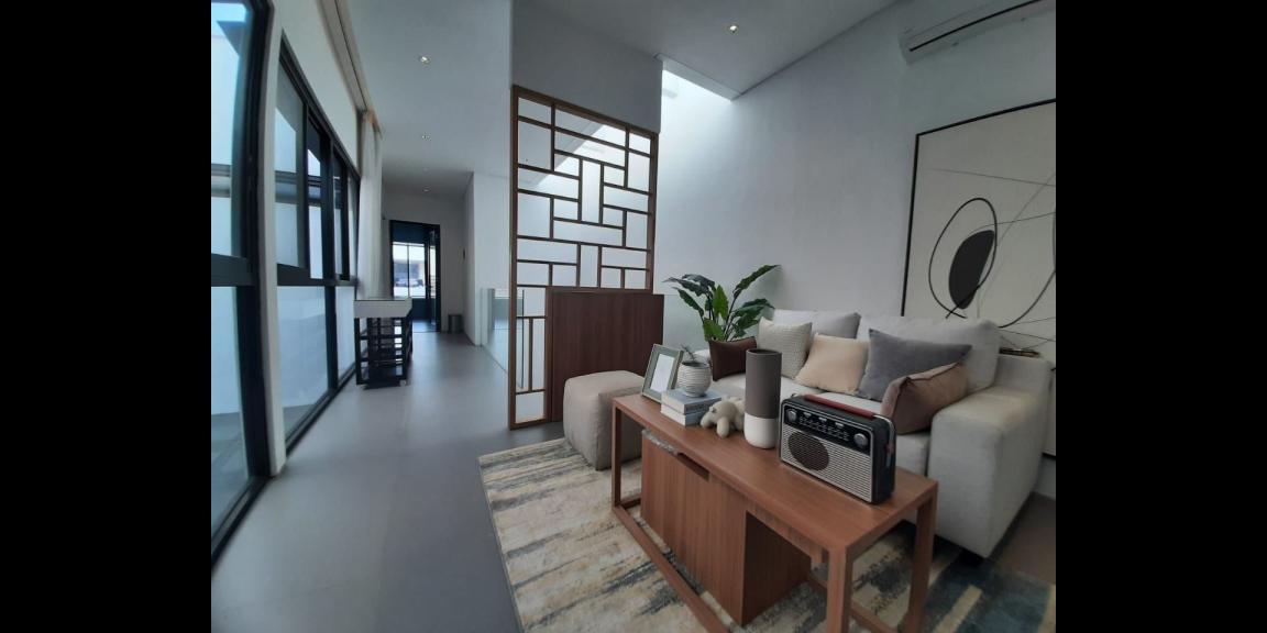 Rumah Baru Gress Full Furnished Lokasi Darmo Permai Timur Surabaya Rumah Baru Gress Full Furnished Lokasi Darmo Permai Timur Surabaya