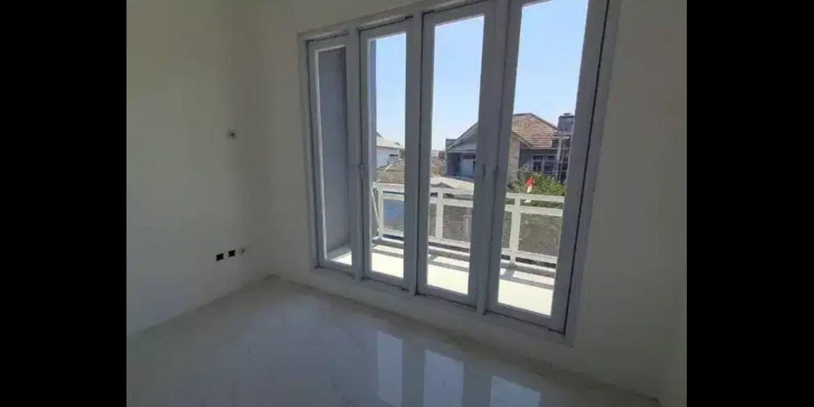 Rumah Murah Minimalis Baru Gress Lokasi Strategis Tenggilis Surabaya Rumah Murah Minimalis Baru Gress Lokasi Strategis Tenggilis Surabaya