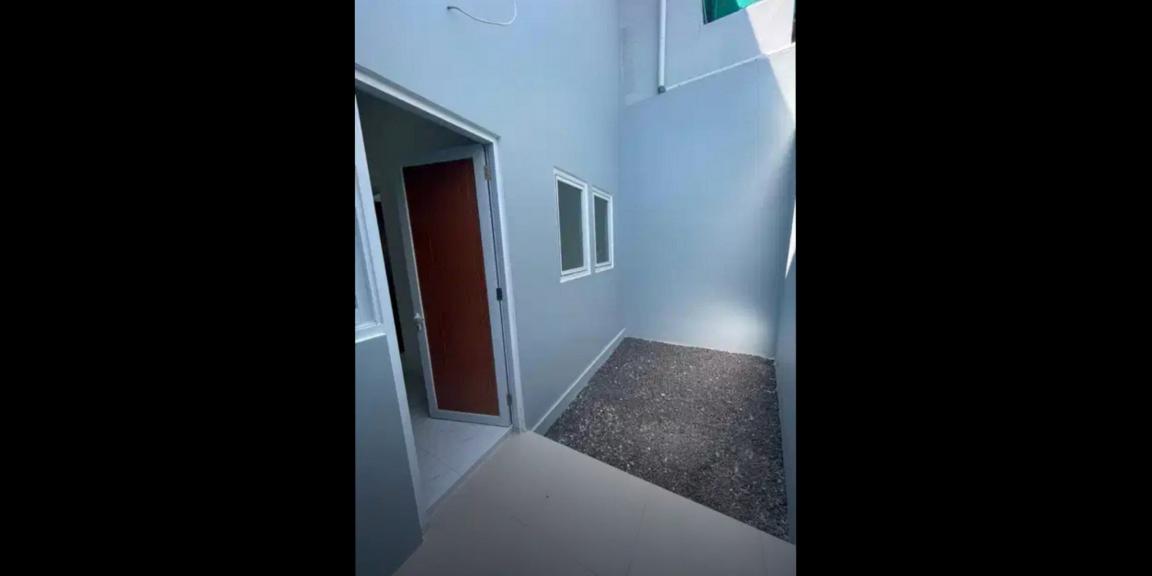 Rumah Murah Minimalis Baru Gress Lokasi Strategis Tenggilis Surabaya Rumah Murah Minimalis Baru Gress Lokasi Strategis Tenggilis Surabaya