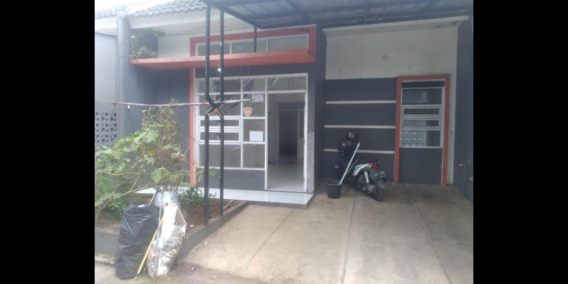 Rumah Cluster readystok 10menit stasiun Depok Rumah Cluster readystok 10menit stasiun Depok