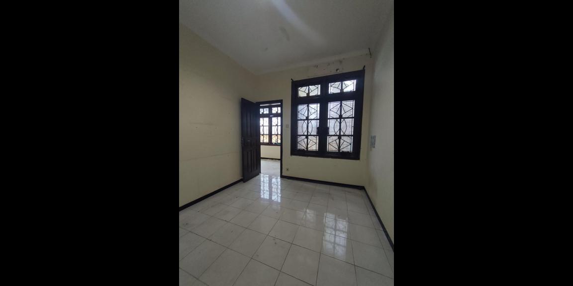 Rumah Cantik Siap Huni Lokasi Strategis Di Dharmahusada Mas Mulyorejo Surabaya Rumah Cantik Siap Huni Lokasi Strategis Di Dharmahusada Mas Mulyorejo Surabaya