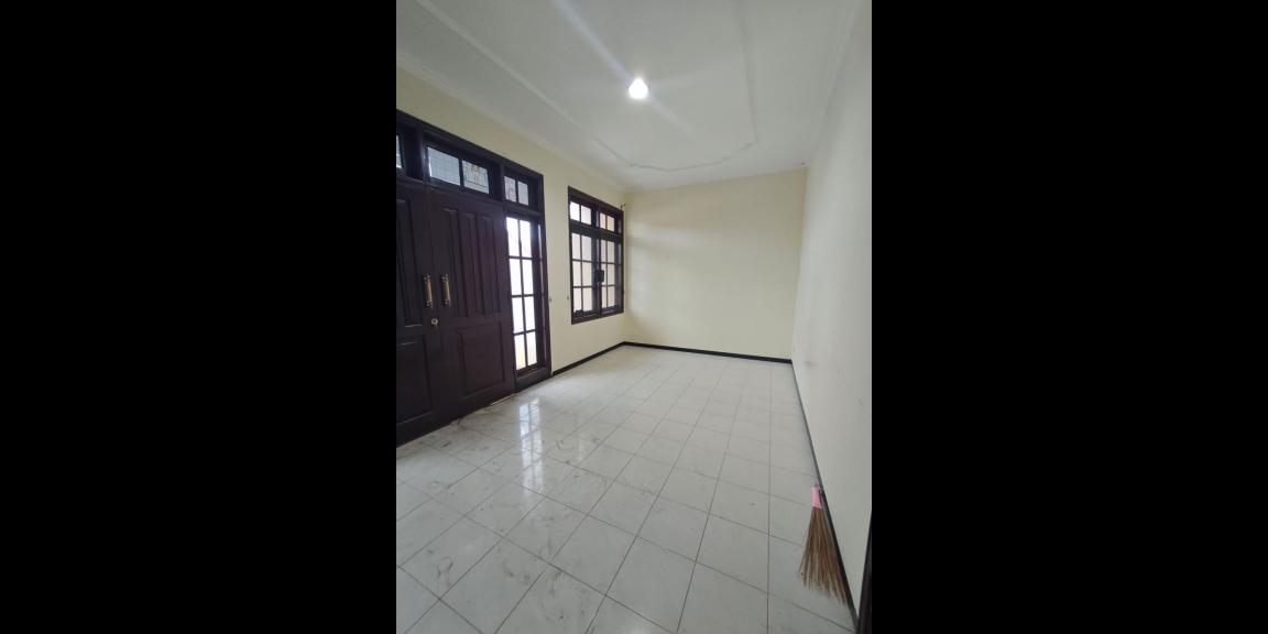 Rumah Cantik Siap Huni Lokasi Strategis Di Dharmahusada Mas Mulyorejo Surabaya Rumah Cantik Siap Huni Lokasi Strategis Di Dharmahusada Mas Mulyorejo Surabaya