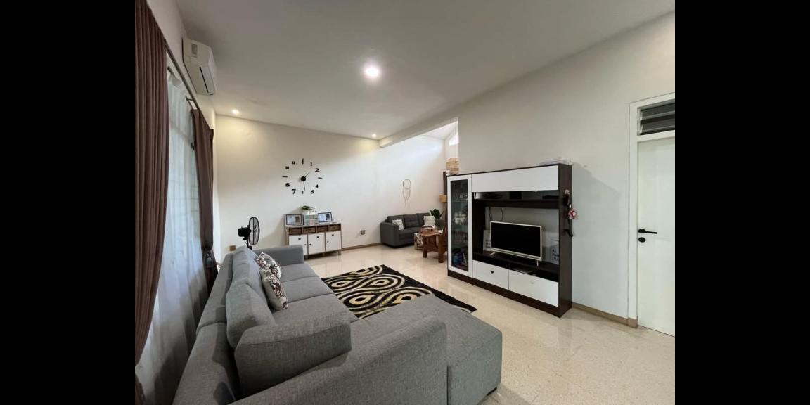 Rumah Ciamik Smart Home Semi Furnished Lokasi Perumnas Gayungan Surabaya Selatan Rumah Ciamik Smart Home Semi Furnished Lokasi Perumnas Gayungan Surabaya Selatan