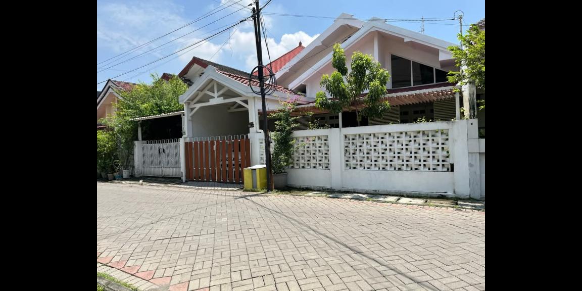 Rumah Ciamik Smart Home Semi Furnished Lokasi Perumnas Gayungan Surabaya Selatan Rumah Ciamik Smart Home Semi Furnished Lokasi Perumnas Gayungan Surabaya Selatan