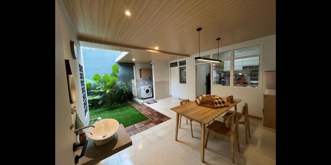 Rumah Ciamik Smart Home Semi Furnished Lokasi Perumnas Gayungan Surabaya Selatan Rumah Ciamik Smart Home Semi Furnished Lokasi Perumnas Gayungan Surabaya Selatan