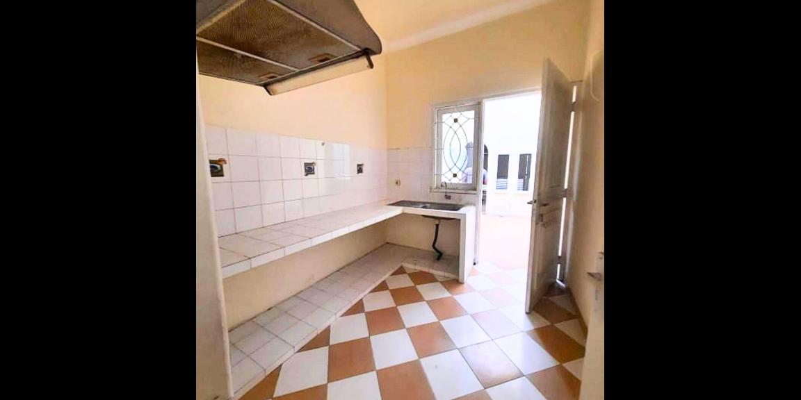 Dijual / Disewakan Rumah Full Renovasi Lokasi Tenggilis Surabaya Dijual / Disewakan Rumah Full Renovasi Lokasi Tenggilis Surabaya