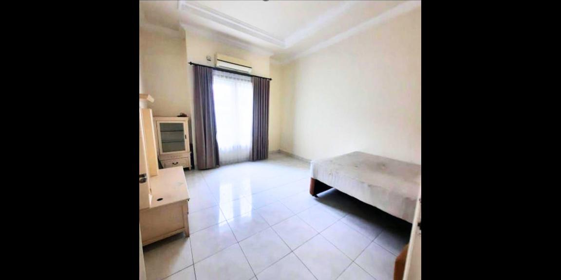 Dijual / Disewakan Rumah Full Renovasi Lokasi Tenggilis Surabaya Dijual / Disewakan Rumah Full Renovasi Lokasi Tenggilis Surabaya