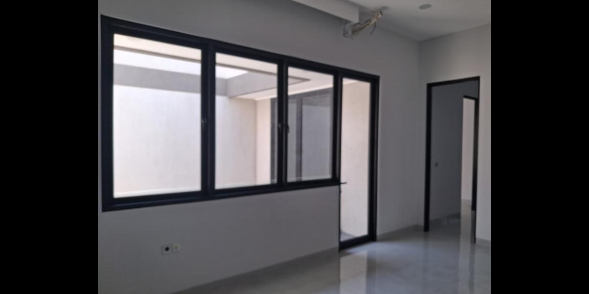 Rumah Modern 2 Lantai Baru Grees Lokasi Strategis di Manyar Jaya Surabaya Rumah Modern 2 Lantai Baru Grees Lokasi Strategis di Manyar Jaya Surabaya