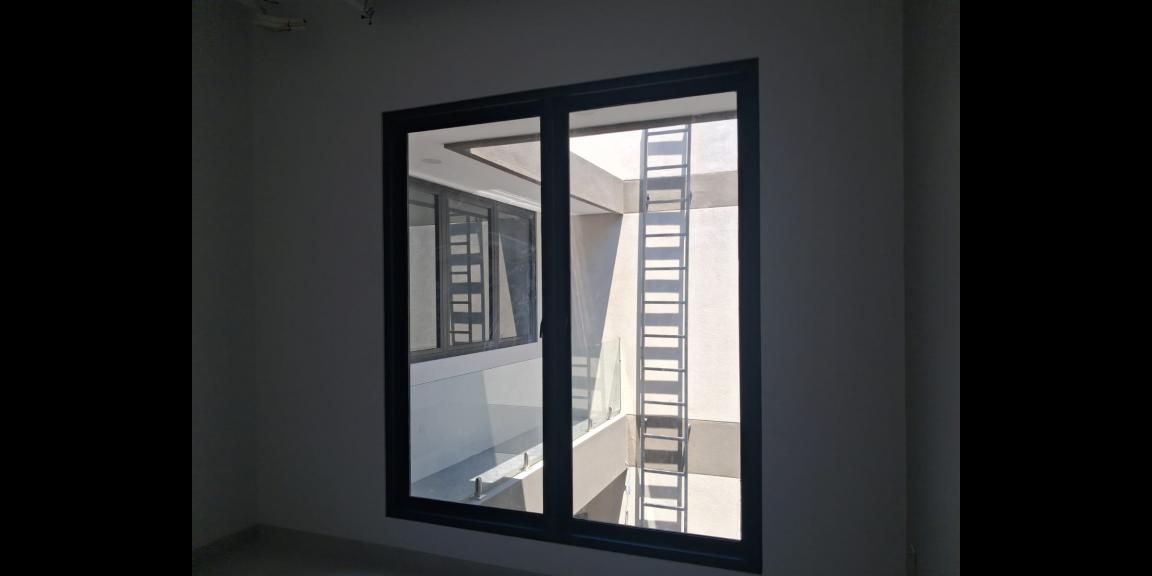 Rumah Modern 2 Lantai Baru Grees Lokasi Strategis di Manyar Jaya Surabaya Rumah Modern 2 Lantai Baru Grees Lokasi Strategis di Manyar Jaya Surabaya