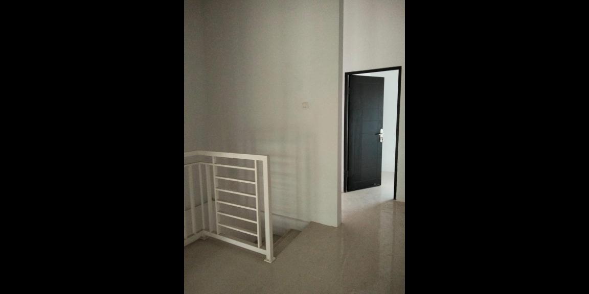 Rumah Baru Minimalis Modern Siap Huni Lokasi Strategis di Kertomenanggal Gayungan Surabaya Selatan Rumah Baru Minimalis Modern Siap Huni Lokasi Strategis di Kertomenanggal Gayungan Surabaya Selatan