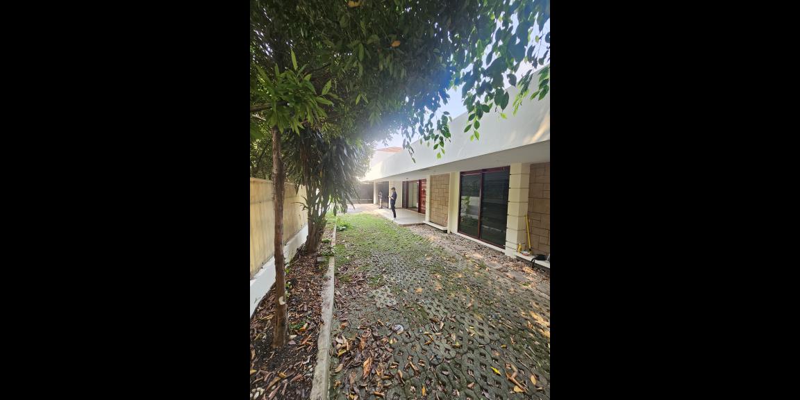 Dijual Rumah SHM di Komplek Taman Radio Dalam, Jakarta Selatan Dijual Rumah SHM di Komplek Taman Radio Dalam, Jakarta Selatan