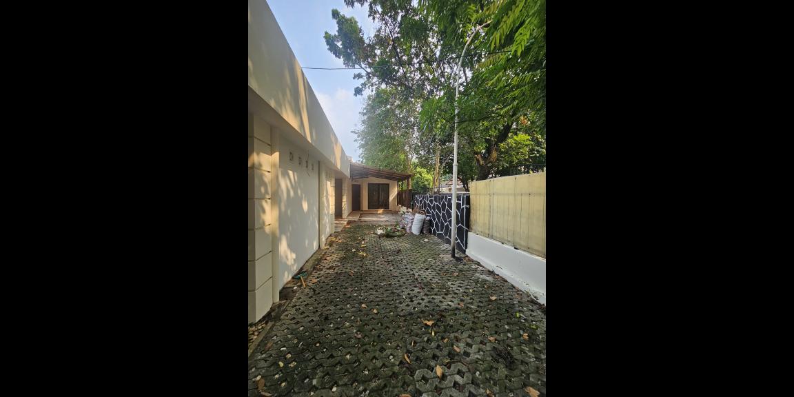 Dijual Rumah SHM di Komplek Taman Radio Dalam, Jakarta Selatan Dijual Rumah SHM di Komplek Taman Radio Dalam, Jakarta Selatan