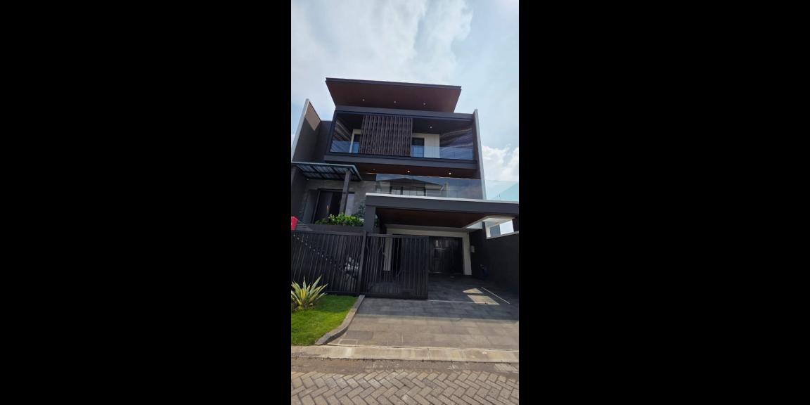 Dijual Rumah Mewah Minimalis di Waterfront Citraland, Surabaya Barat Dijual Rumah Mewah Minimalis di Waterfront Citraland, Surabaya Barat