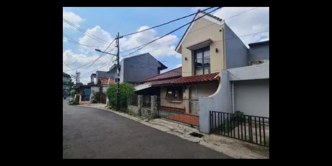 Dijual Rumah 1,5 Lantai di Jalan Kalibata, Jakarta Selatan Dijual Rumah 1,5 Lantai di Jalan Kalibata, Jakarta Selatan